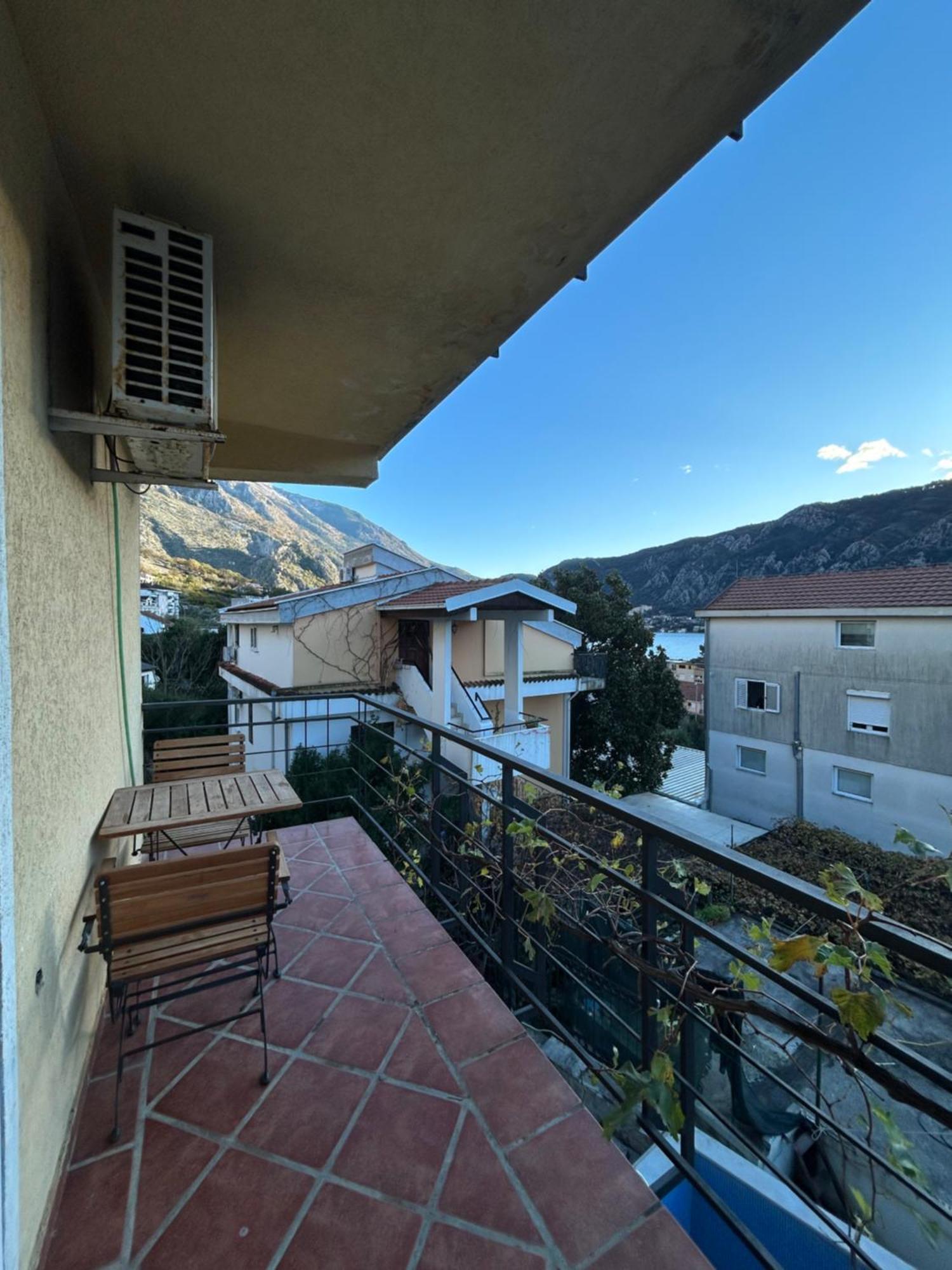 Club Neni Hotel Kotor Exterior photo