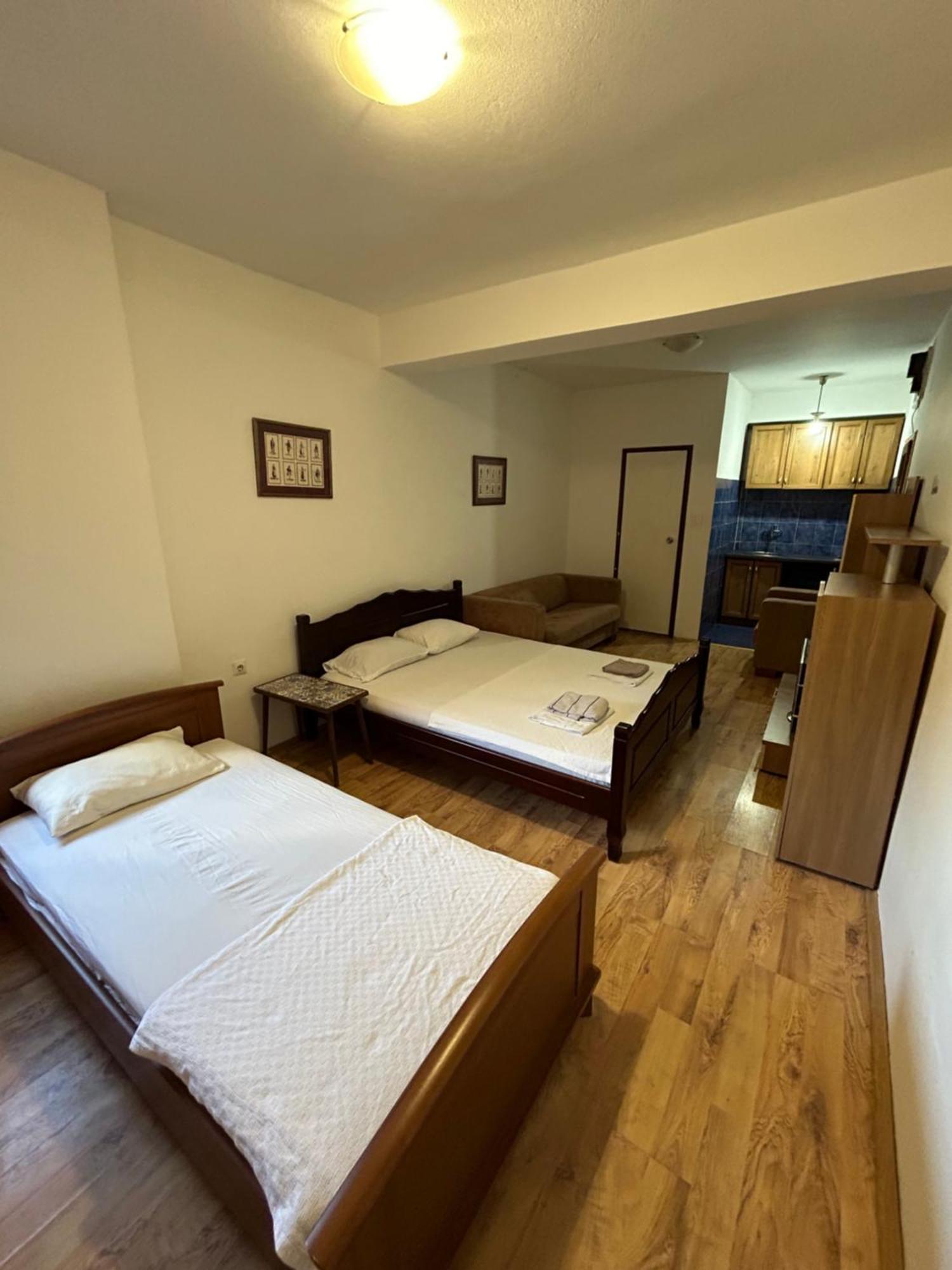 Club Neni Hotel Kotor Exterior photo